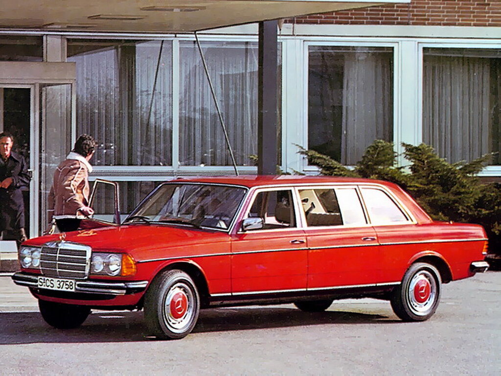 Mercedes-Benz W123 (V123.028, V123.125, V123.132) 1 поколение, седан (09.1977 - 12.1985)